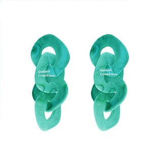 Pendientes colgantes de acrílico de resina verde, pendientes de gota hechos a mano ligeros para mujer, moda informal, colecciones de joyería de declaración - Product Image 1