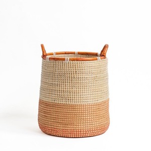 Seagrass Toned Rattan Rimmed <b>Round</b> <b>Basket</b> Handmade Storage <b>Basket</b> Wholesale eco-friendly Made in Viet Nam - Product Image 1
