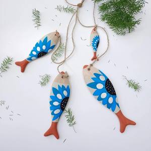 Décoration murale en bois naturel coloré, poisson en bois coloré, décoration murale pour la maison - Product Image 3