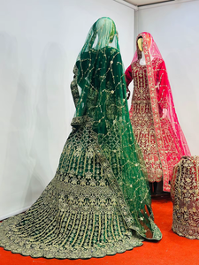 Lehenga Choli en velours brodé avec tissu en filet, prêt pour l'hiver, Grand Traîneau en pierres Jarkan, couleurs royales, édition mariage pour femme - Product Image 6