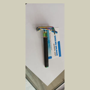 มีดโกนแบบขอบคู่สไตล์วินเทจคลาสสิกแบบกำหนดเองพร้อมใบมีดสแตนเลสดีไซน์ตราโลโก้ตามต้องการ - Product Image 3