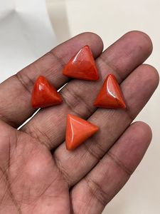 Pierre précieuse de corail italien naturel coupe trillion pierre de qualité supérieure 5mm + 200ct fabrication de bijoux à bricoler soi-même - Product Image 2