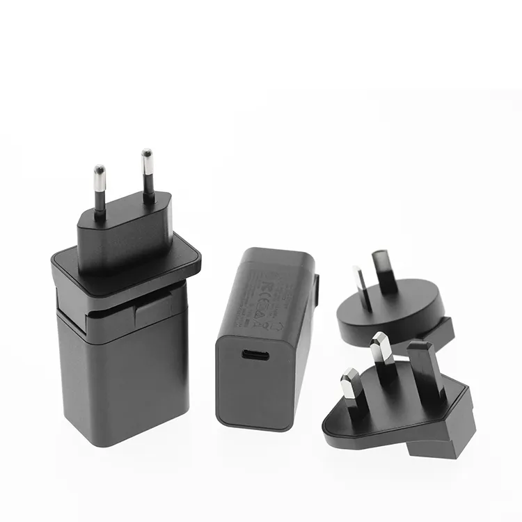 US EU UK AU Interchangeable plug 18W 20W 30W PD fast charger mobile phone accessory USB Type-c port for Iphone 11 12 13