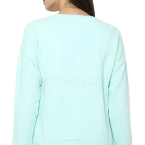 Sudaderas de mujer de color sólido Logotipo impreso personalizado Sudaderas de mujer casuales Fabricación de Pakistán - Product Image 4
