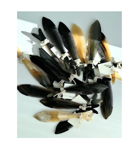 100% Cuerno de búfalo Peine para el cabello Peine de cuerno higiénico Peine para masaje Calidad duradera a costos asequibles - Product Image 2