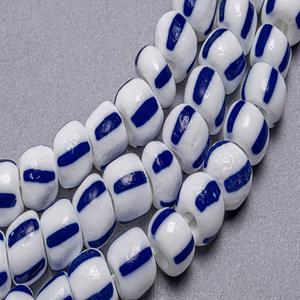 Perles de rocaille en verre à motif Chevron rayé blanc et bleu de 8mm en vrac en gros pour la fabrication de bijoux et de perles de cristal au chalumeau - Product Image 3