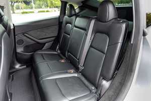 รถยนต์รุ่น Model-Y Long Range AWD Dual-Motor ปี 2024 ที่ดูแลรักษาอย่างดี ระยะทางวิ่ง 310 ไมล์ เกียร์อัตโนมัติ เบาะหนัง ยาง R18 กล้องมองหลัง - Product Image 6