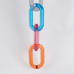 Cadenas de resina personalizables de gran tamaño y colores claros, disponibles en varios colores. - Product Image 3