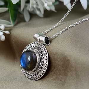 Premium Quality <b>Boho</b> Circle Pendant <b>Necklace</b> Brass Jewelry for Women Silver Plated Tribal Round Pendant for Wholesale OEM - Product Image 3