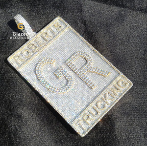 Brilla brillante con la joyería más vendida, colgantes personalizados de Hip Hop hechos con diamantes de moissanita de claridad VVS de oro sólido de 10K - Product Image 4