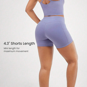 Pantalones cortos de yoga sólidos con estampado personalizado para mujer Logotipo OEM Tejido elástico transpirable de cuatro vías Cintura alta Perfecto para ropa de gimnasio - Product Image 3