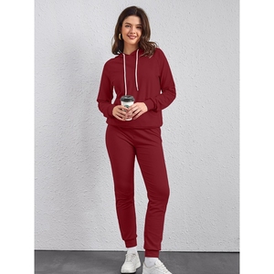 Ensemble de vêtements de sport pour femmes tendance et personnalisé en 2 pièces, motif uni, prix raisonnable, streetwear, survêtement à bas prix, décontracté - Product Image 3