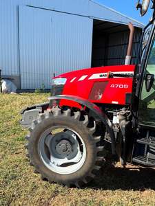 ราคาโรงงาน รถแทรกเตอร์ Massey Ferguson 4709 (4x4) 105 แรงม้า เครื่องยนต์ 42 แรงม้า สีแดง ขับเคลื่อน 4 ล้อ  ประสิทธิภาพสูง ระบบเกียร์ขับเคลื่อน - Product Image 5