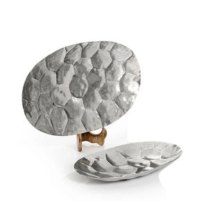 Bandeja de servicio de aluminio de diseño personalizado con grabados personalizados perfecta para regalos y necesidades de servicio de eventos especiales - Product Image 1