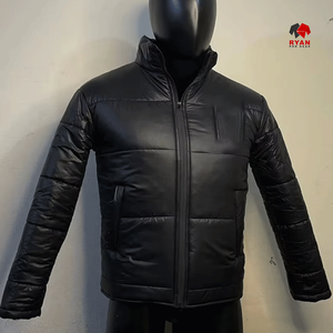 Chaqueta Acolchada Informal para Hombre, Marca Ryan Pro Gear, con Logotipo Personalizado, Sólida, Impermeable, con Cierre de Cremallera y Capucha - Product Image 1