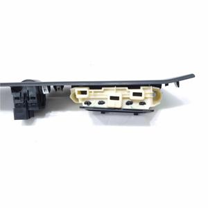 แผงปุ่มด้านหน้าขวาฟอร์ด อีโคสปอร์ต ซีรีส์ GN15-14529-AA (12>) - Product Image 2