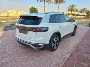 2022 para Volkswagen Crozz AWD con asientos de cuero Interior oscuro R20 Tamaño del neumático Dirección izquierda Utilizado con portaequipajes de aleación de aluminio - Product Image 4