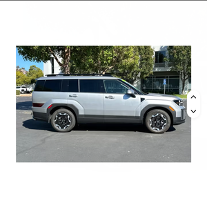 2025 Hyundai Santa Fe SEL FWD usado cuidadosamente - Product Image 2