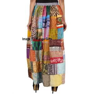 Falda Larga Boho de Seda India con Parches, Hecha a Mano, Cintura Elástica, con Abertura, Estampado Digital Suave, Estilo Hippie - Product Image 4