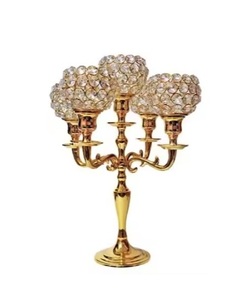Candelabros de centros de mesa de alta calidad en candelabro de color plateado de acero inoxidable con bola de cristal a la venta - Product Image 1