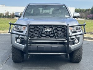 Toyota Tacoma 4WD TRD Off Road d'occasion propre 2023 - Product Image 2