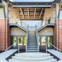 Escalier pliant haut de gamme en acier inoxydable-Solution de villa extérieure moderne durable Cadre solide élégant et conception personnalisée
