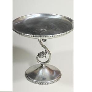 Soporte para Pastel de Metal para Servir Postres, Celebración de Cumpleaños, Soporte para Pastel con Acabado Dorado Hecho a Mano - Product Image 3