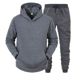 Conjunto Deportivo de Dos Piezas con Sudadera con Capucha y Pantalones de Chándal Vintage Personalizados con Estampado para Hombre - Product Image 4