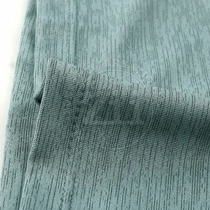 Vêtements d'extérieur sur mesure pour hommes, sweats à capuche compressifs respirants et légers en Spandex/Polyester, service OEM personnalisé, vente en gros de haute qualité - Product Image 4