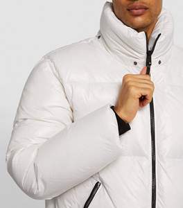 Chaqueta acolchada de estilo callejero a la moda para hombre, chaqueta de invierno acolchada transpirable con cuello levantado y logotipo personalizado - Product Image 4