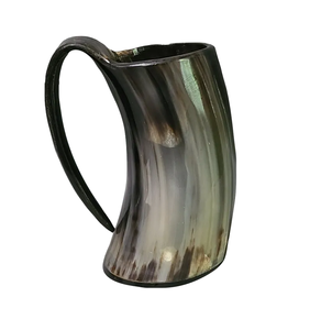Tasses en corne rustique fabriquées à la main Style viking et médiéval unique Drinkwareby Crescent Crafts - Product Image 6