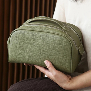 Genuine Leather Cosmetic Bag Medium Size Zipper Closure Portable <b>Makeup</b> <b>Case</b> Soft Handle Simple Style Green - Product Image 1