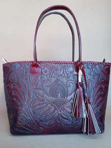 Bolsos de mano para mujer de alta calidad, 100% cuero, últimos modelos a la moda, gran capacidad, cierre de cremallera, estilo con cadenas. - Product Image 3