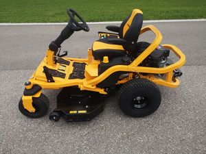 Vente en gros de tondeuse autoportée à braquage zéro Cub Cadet XZ6 S 117 pour la coupe de l'herbe - Product Image 2