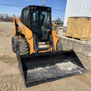 Chargeuse compacte sur pneus CASE SR210B d'occasion pour travaux de construction, agriculture et manutention de matériaux - Product Image 2