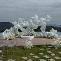 Dekorasi Pernikahan Buatan Tangan Warna Putih Romantis, Latar Belakang Sutra Organza Bunga Raksasa, Properti Pajangan Jendela Besar, Perlengkapan Pernikahan