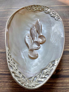 Cuchara de concha marina de lujo con acabado brillante para cenas de alta gama y embalaje de regalo personalizado - Product Image 4