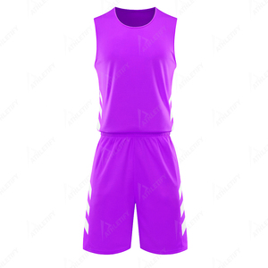 Vêtements de basket-ball unisexes personnalisables 100% polyester équipement de performance confortable pour hommes et femmes élégant pour l'entraînement - Product Image 3