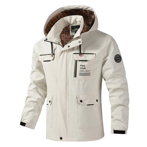 Chaquetas de lluvia de tendencia para hombres Venta al por mayor Chaqueta cortavientos de invierno Softshell Chaqueta de nieve con capucha para hombres Premium Fabricante - Product Image 3