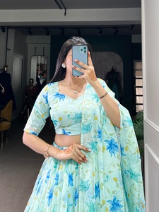 Femmes élégantes Bollywood Designer vêtements ethniques imprimé fleuri lourd Georgette Lehenga Choli ensemble couleurs pastel assorties pour la fête - Product Image 4