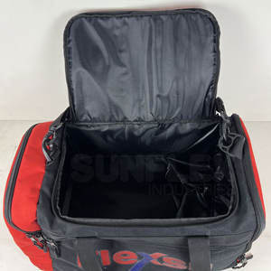 Vente en ligne de sacs polochons de football de haute qualité Style unique Vente en gros pour unisexe - Product Image 5