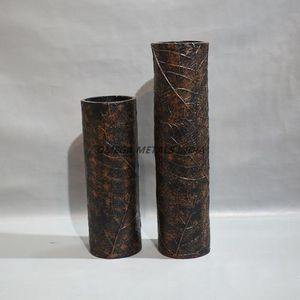 Jarrón de aluminio hecho a mano chapado en oro con intrincado diseño moderno diseñado para Decoración de mesa de boda o exhibiciones florales - Product Image 3