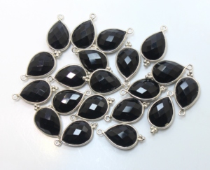 925สเตอร์ลิงเงินธรรมชาติสีดำนิลลูกแพร์รูปร่างลูกแพร์แบบเหลี่ยมเพชรพลอยตุ้มห้อยสำหรับงานปาร์ตี้งานแต่งงานของขวัญที่สมบูรณ์แบบ - Product Image 1