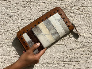 Piel de vaca parche de cuero trabajo embrague pelo en monedero cartera mujer elegante Venta caliente occidental cuero embrague monedero vaquera cartera - Product Image 2