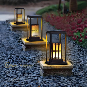 Lámpara LED Decorativa de Estilo Japonés con Patrón de Rayas Verticales - Product Image 1