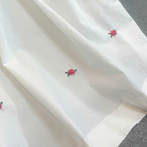 Robe en lin doux smocké faite à la main pour bébé filles Style décontracté pour le premier anniversaire de l'enfant en bas âge OEM Made in Vietnam - Product Image 3