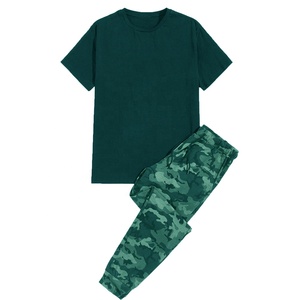 Conjunto de camiseta y pantalones de camuflaje con estampado de letras para hombre, chándal de verano, precio al por mayor con logotipo personalizado, talla grande, OEM, 2022 - Product Image 5