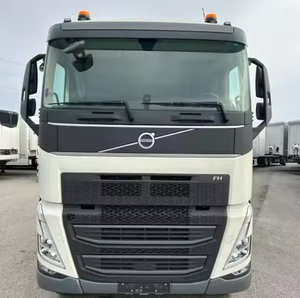 LISTO PARA ENVIAR, SUV 2022 con Volante a la Izquierda, Tracción en las Cuatro Ruedas, Euro VI, Turbo, Caja de Cambios Automática, 5 Puertas, Asientos de Cuero, Portaequipajes de Aluminio, Neumáticos R19 - Product Image 1