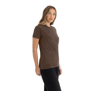 Camiseta de Punto Estampada para Hombre Level Apparel 6210, Máxima Comodidad, Unisex, Transpirable, Duradera, Marrón, Marca Premium PK - Product Image 6