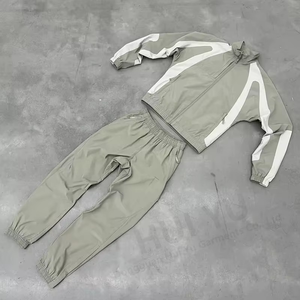 Conjunto cortavientos para hombre, conjunto de chaqueta y pantalones con capucha, ropa deportiva impermeable a prueba de viento, traje ligero de entrenamiento al aire libre - Product Image 3